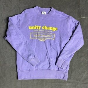 Woman’s Zara purple pull over long sleeve M